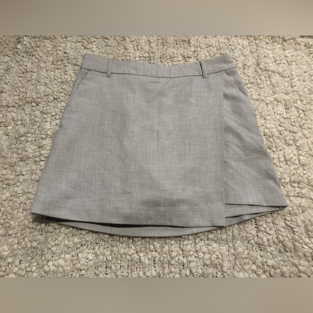 Hollister Light Gray Womens Skort